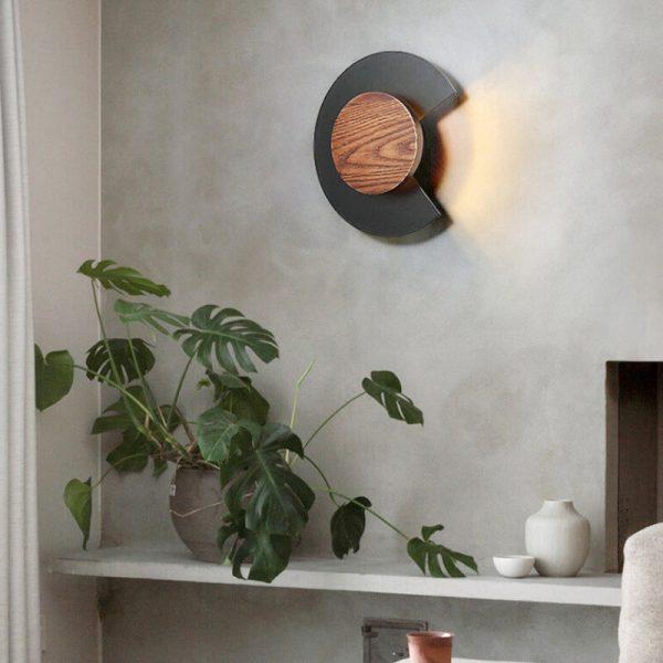 applique murale noire en bois